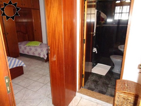 Casa à venda com 3 quartos, 241m² - Foto 14