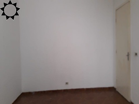 Casa à venda com 2 quartos, 120m² - Foto 2