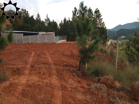 Terreno à venda, 750m² - Foto 1