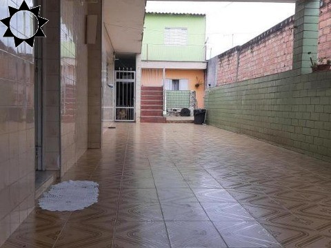 Casa à venda com 3 quartos, 320m² - Foto 2