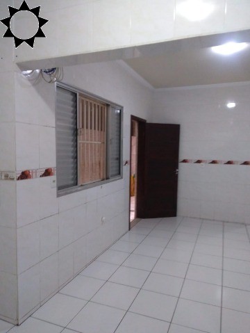 Casa para alugar com 1 quarto, 50m² - Foto 14