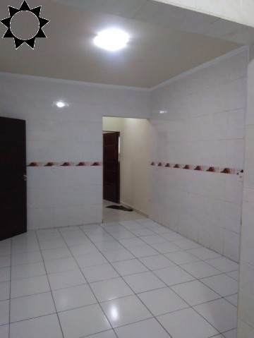 Casa para alugar com 1 quarto, 50m² - Foto 11