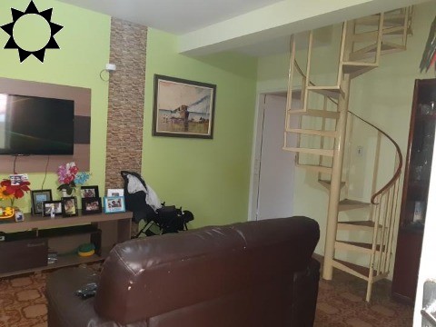 Casa à venda com 3 quartos, 320m² - Foto 1