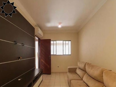 Casa à venda com 4 quartos, 153m² - Foto 1