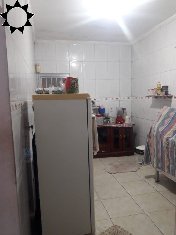 Casa à venda com 2 quartos, 130m² - Foto 11