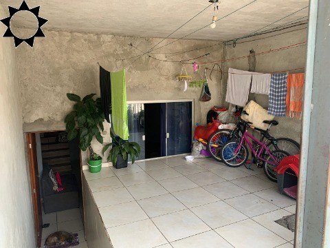 Casa à venda com 3 quartos, 100m² - Foto 7