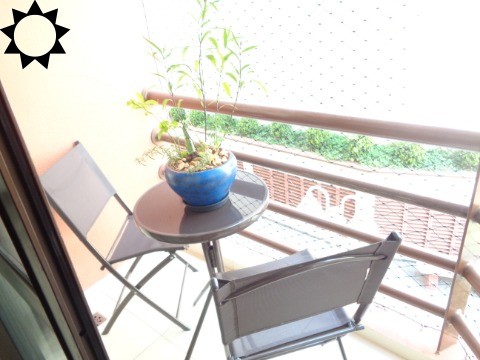 Apartamento à venda com 2 quartos, 64m² - Foto 2