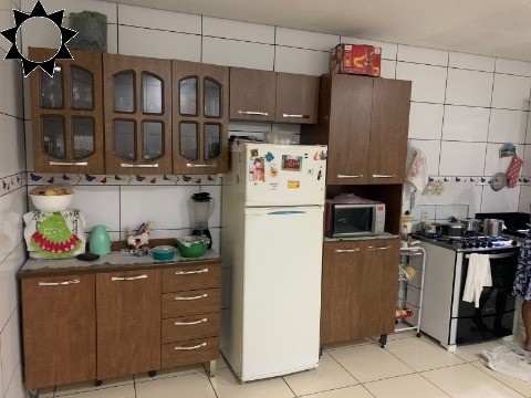 Casa à venda com 3 quartos, 100m² - Foto 11