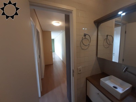 Apartamento à venda com 2 quartos, 62m² - Foto 2