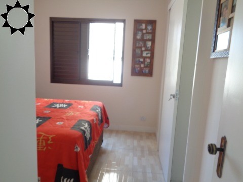 Apartamento à venda com 2 quartos, 64m² - Foto 17