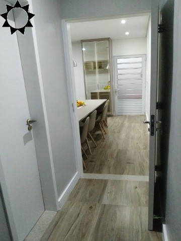 Casa à venda com 4 quartos, 150m² - Foto 12