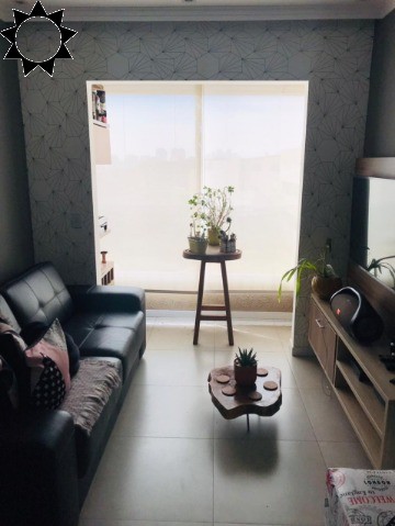 Apartamento à venda e aluguel com 2 quartos, 48m² - Foto 1