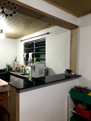 Casa à venda com 2 quartos, 200m² - Foto 5