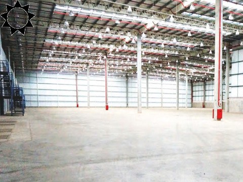 Depósito-Galpão-Armazém para alugar, 1650m² - Foto 3