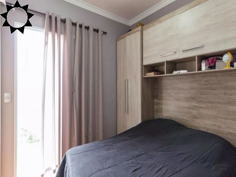 Casa à venda com 2 quartos, 70m² - Foto 5