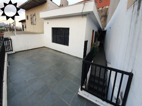 Casa à venda com 2 quartos, 130m² - Foto 15