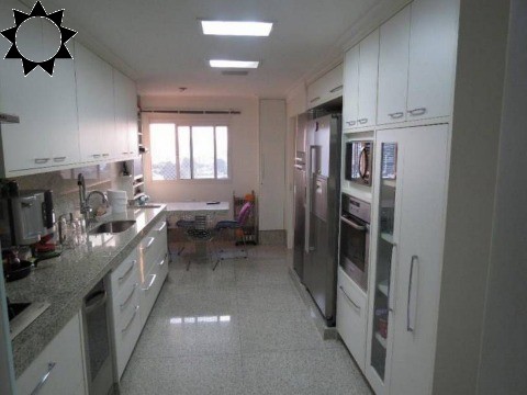 Apartamento à venda com 3 quartos, 170m² - Foto 9