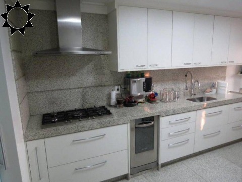 Apartamento à venda com 3 quartos, 170m² - Foto 11