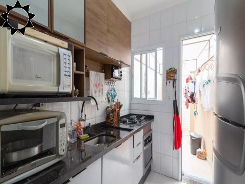 Casa à venda com 2 quartos, 70m² - Foto 17