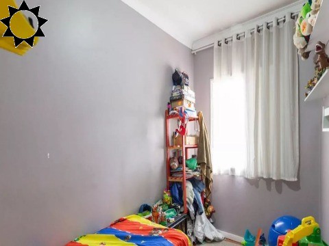 Casa à venda com 2 quartos, 70m² - Foto 2