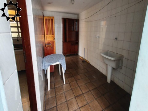 Casa à venda com 4 quartos, 180m² - Foto 11