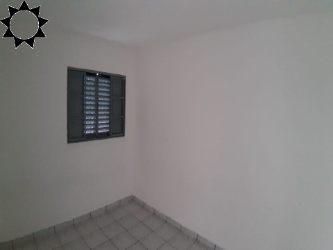 Casa à venda com 6 quartos, 331m² - Foto 1