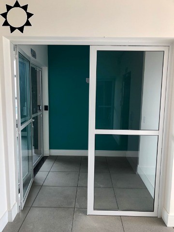 Apartamento à venda com 1 quarto, 37m² - Foto 48