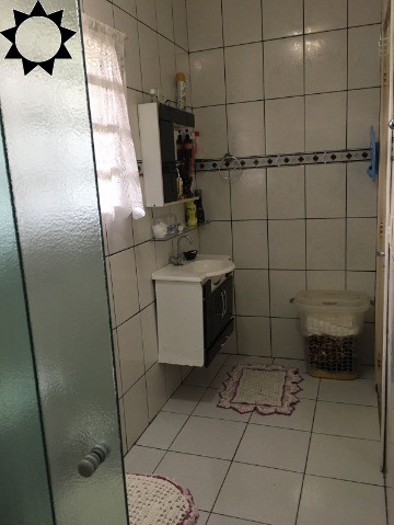 Casa à venda com 2 quartos, 150m² - Foto 4