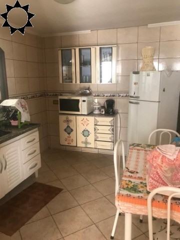 Casa à venda com 6 quartos, 300m² - Foto 37