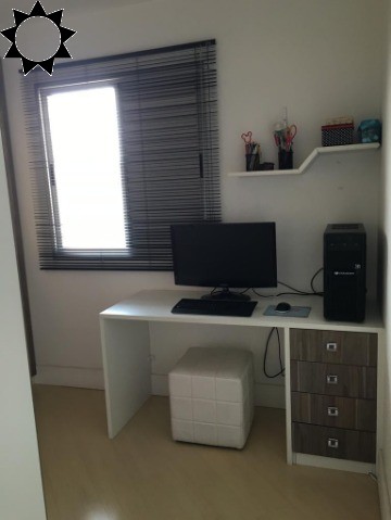 Apartamento à venda com 3 quartos, 81m² - Foto 11