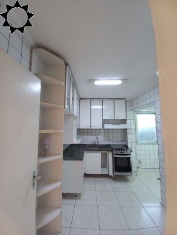 Apartamento à venda com 2 quartos, 62m² - Foto 6