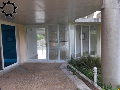 Casa para alugar com 4 quartos, 700m² - Foto 8