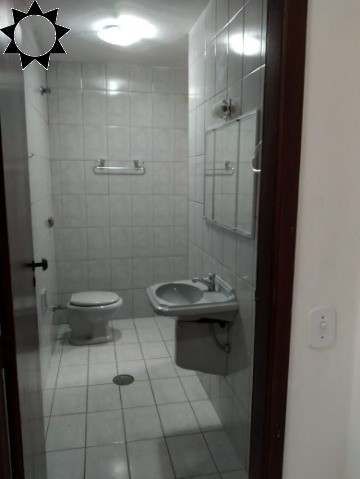 Casa à venda com 4 quartos, 170m² - Foto 12