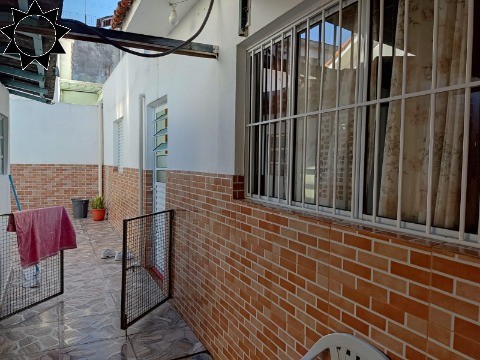 Casa à venda e aluguel com 3 quartos, 270m² - Foto 11