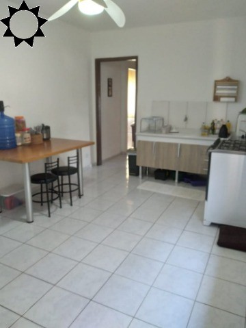 Casa à venda com 4 quartos, 170m² - Foto 2