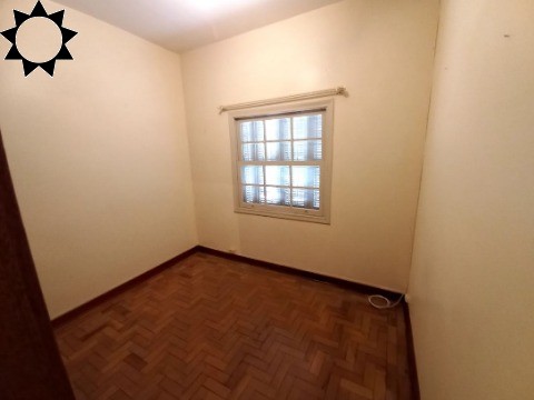 Casa à venda com 4 quartos, 328m² - Foto 13