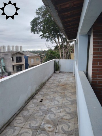 Casa à venda com 4 quartos, 170m² - Foto 4