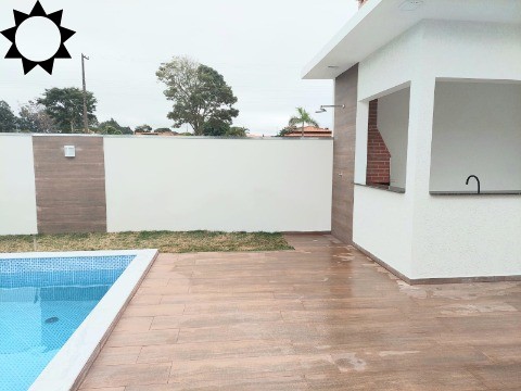 Casa à venda com 4 quartos, 193m² - Foto 2