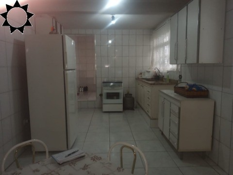 Casa à venda com 2 quartos, 80m² - Foto 10