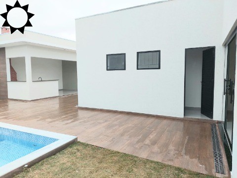 Casa à venda com 4 quartos, 193m² - Foto 9