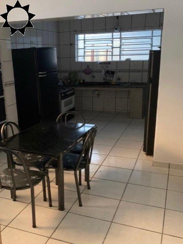 Casa à venda com 10 quartos, 233m² - Foto 2