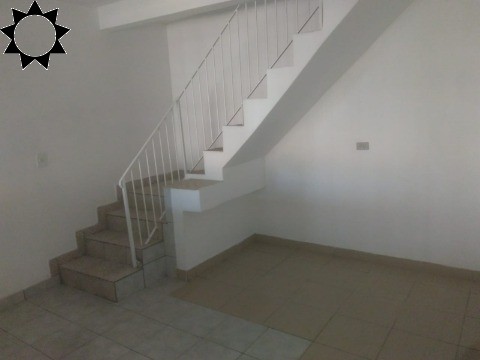 Casa à venda com 2 quartos, 238m² - Foto 3