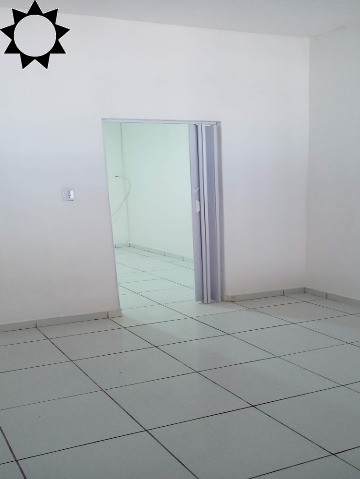 Casa à venda com 9 quartos, 380m² - Foto 4