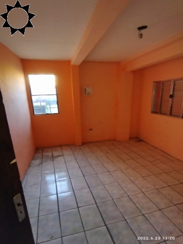 Casa à venda com 4 quartos, 118m² - Foto 1