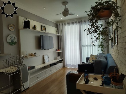 Apartamento à venda com 2 quartos, 75m² - Foto 2