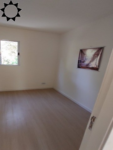 Casa à venda com 2 quartos, 60m² - Foto 17