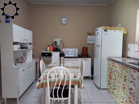 Casa à venda com 5 quartos, 150m² - Foto 4