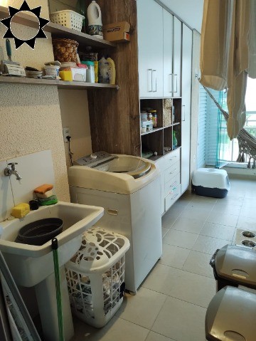 Apartamento à venda com 2 quartos, 75m² - Foto 5