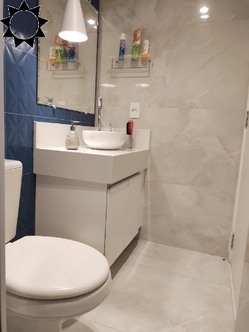 Apartamento à venda com 2 quartos, 75m² - Foto 10