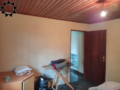 Casa à venda com 4 quartos, 306m² - Foto 3